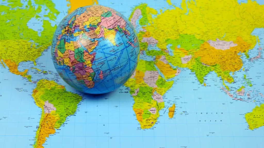 temps minimum pour faire le tour du monde