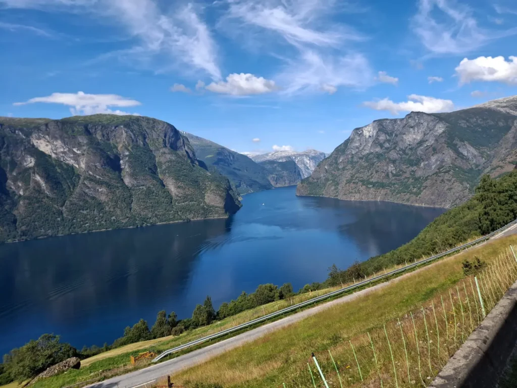 voyager en Norvège en camping-car fjord